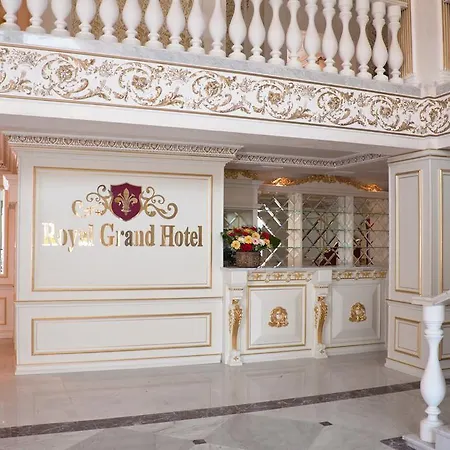 Royal Grand Hotel & Spa-3